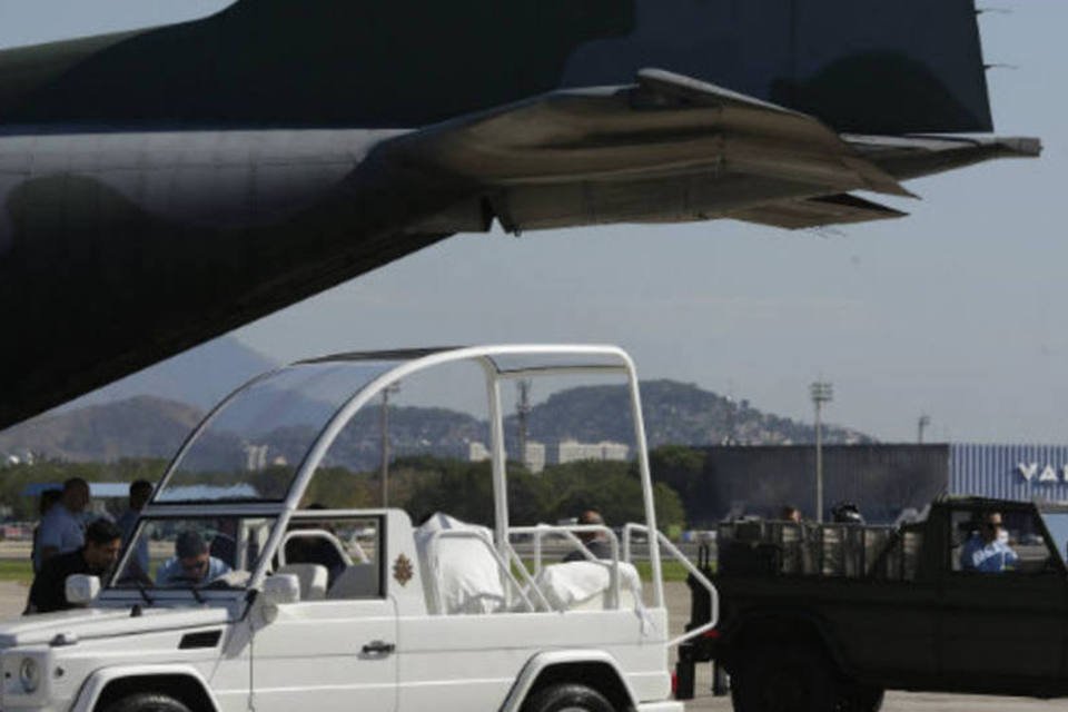 Veículos que papa usará em visita ao Rio já estão no Brasil