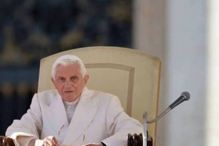 O papa Bento XVI em 7 de novembro no Vaticano: O Papa disse ainda que espera que Deus guie Obama para lidar com "as sérias responsabilidades que tem" (©AFP / Alberto Pizzoli)