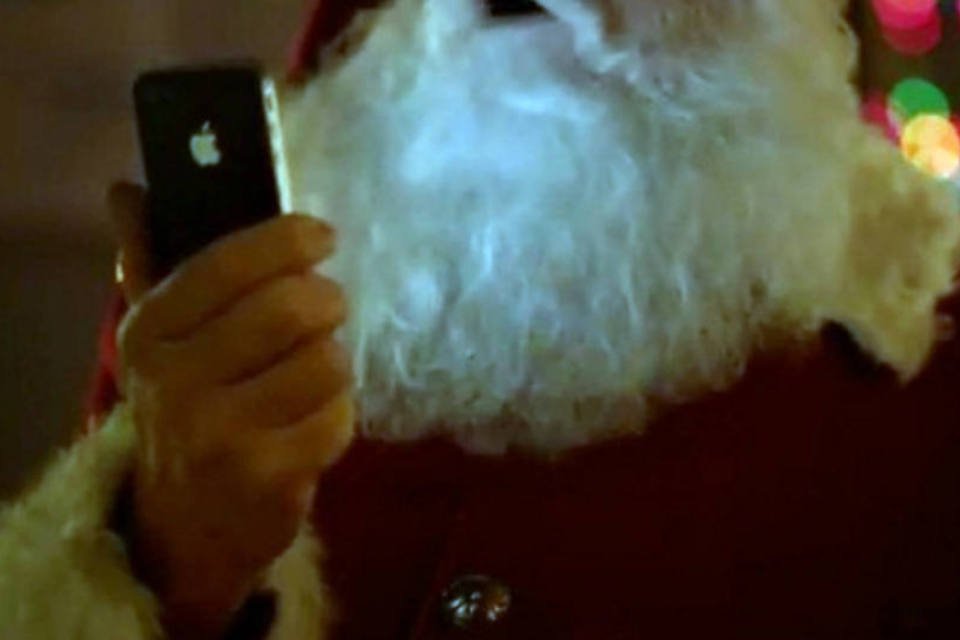 Apple usa Papai Noel para vender recurso do iPhone