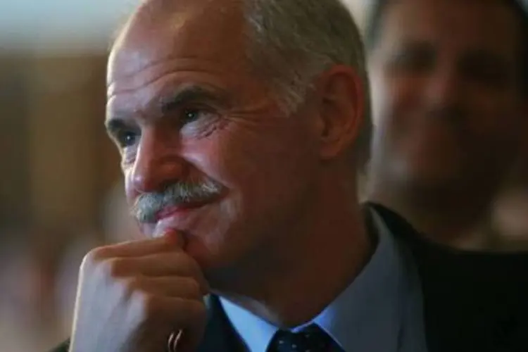 Falta credibilidade ao governo grego, liderado por George Papandreou (.)