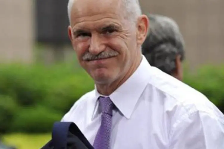 O primeiro-ministro grego, Giorgos Papandreou: 'Realizar um referendo ou não é nossa decisão. Pode ser que estejamos sob a supervisão financeira (internacional), mas as decisões são tomadas no Parlamento e no governo' (Eric Feferberg/AFP)