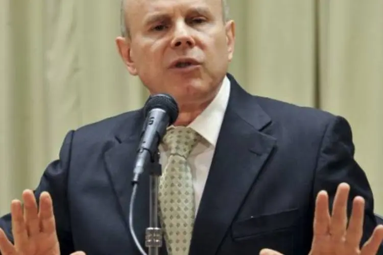 Mantega: "Tomara que os países ricos resolvam a situação. Mas não acho que isso aconteça, acho que a situação dos países ricos vai se arrastar" (Elza Fiuza/ABr)