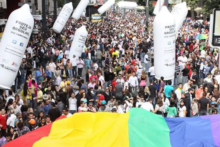 Parada Gay 2015 toma a Avenida Paulista (Nara de Lima/SPTuris.)