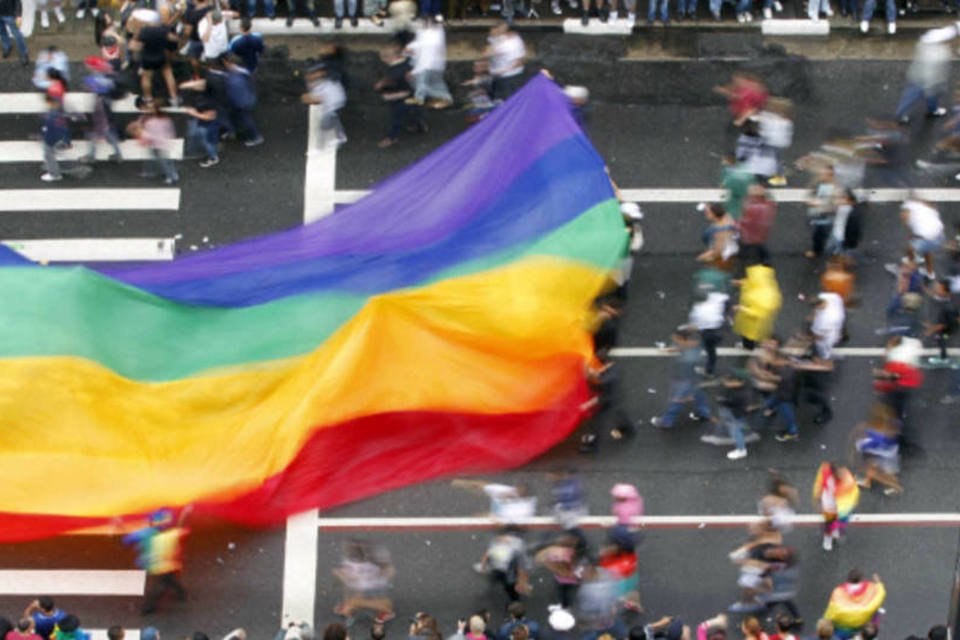 Chuva, política e Daniela marcam Parada Gay mais vazia