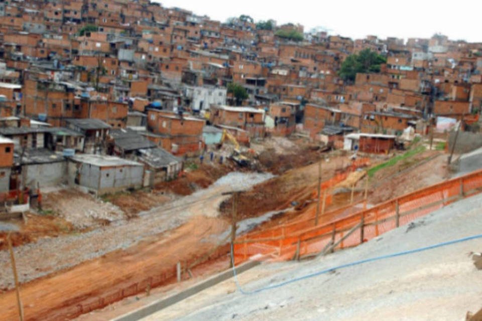 São Paulo: cerca de 20 casas desabam em Paraisópolis
