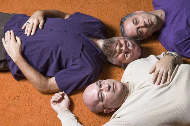 
	Os Paralamas do Sucesso 1983 - 2015, chega agora &agrave;s lojas com dois anos de atraso, por causa de uma turn&ecirc; em comemora&ccedil;&atilde;o aos 30 anos da banda, em 2013
 (Divulgação)