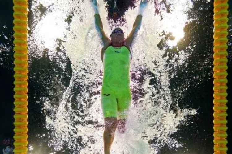 A sul-africana Natalie Du Toit disputa nado borboleta nas Paralimpíadas (Clive Rose/Getty Images)