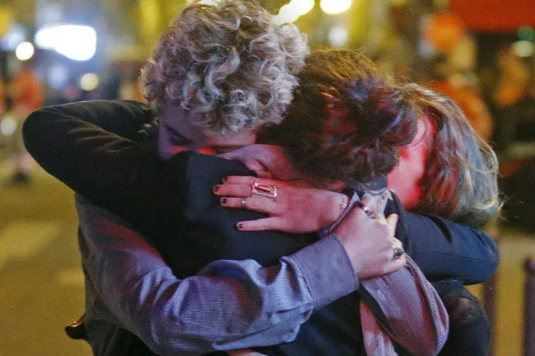 
	Atentados em Paris: agora j&aacute; s&atilde;o cinco os suspeitos que permanecem detidos em rela&ccedil;&atilde;o a esse caso
 (Christian Hartmann/Reuters)