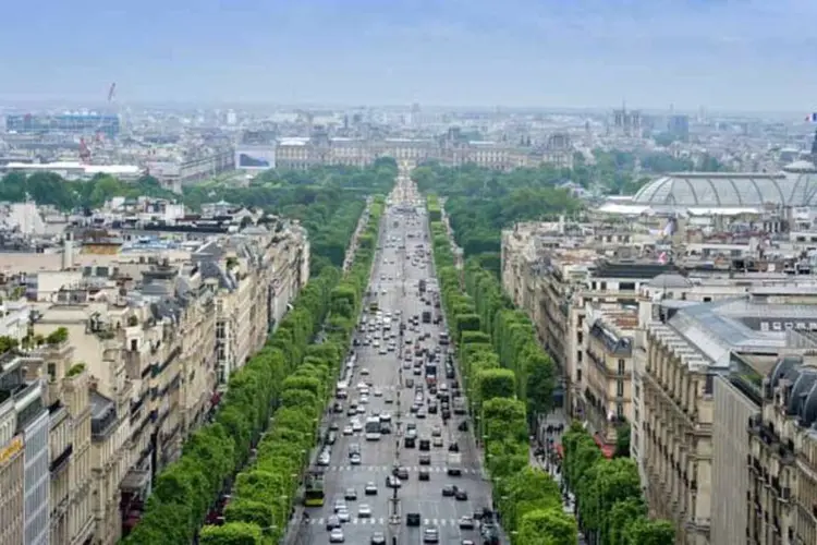 
	Paris: cidade palco da COP21 quer dar o exemplo na luta contra a polui&ccedil;&atilde;o e multiplicar a&ccedil;&otilde;es semelhantes.
 (Thinckstock)