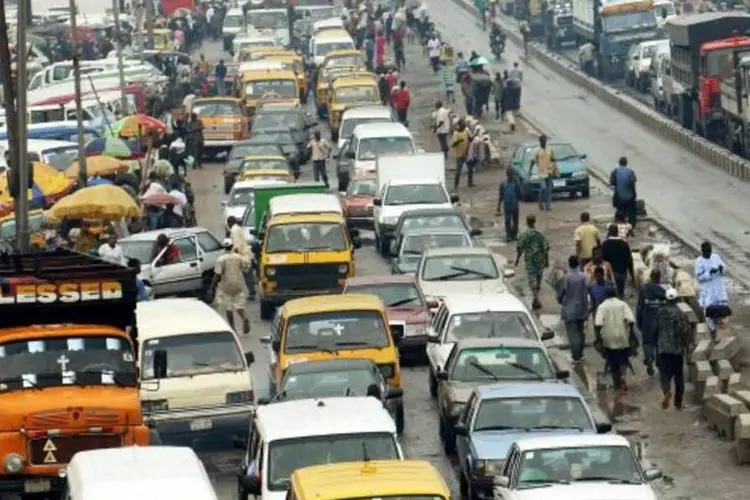 
	Nig&eacute;ria: Em abril passado, cerca de vinte pessoas morreram na cidade de Ode Irele, sudeste do pa&iacute;s, depois de consumir essa bebida artesnal
 (Getty Images)