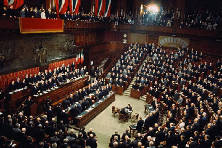 Parlamento Italiano: projeto prevê 250 membros na Câmara e no Senado (Wikimedia Commons)
