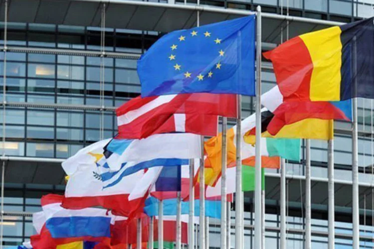 
	Parlamento Europeu: eurodeputados reivindicaram tamb&eacute;m que todos os acordos assinados entre a UE e R&uacute;ssia&nbsp;sejam revistos
 (AFP/ Frederick Florin)