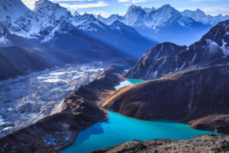
	Montanhas do Himalaia: tempestade de neve matou trinta pessoas
 (Feng Wei Photography)