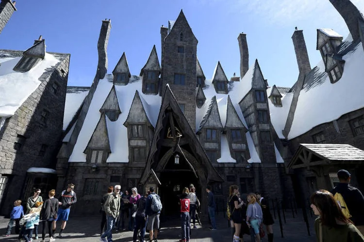 
	Harry Potter: &quot;wizarding world&quot; &eacute; a grande aposta do parque tem&aacute;tico
 (Kevork Djansezian / Reuters)