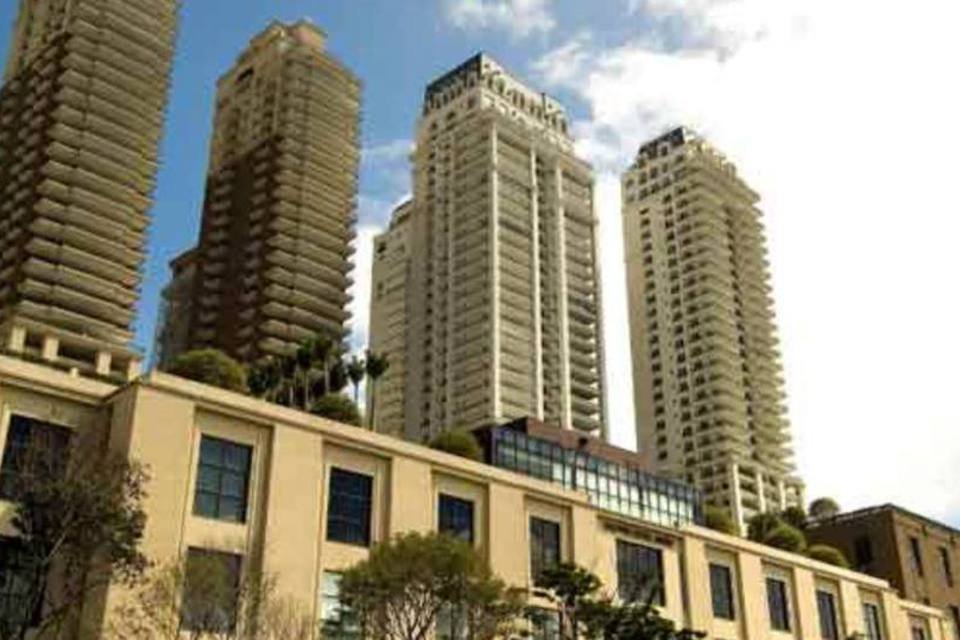 Venda de imóveis em São Paulo cai pela metade no primeiro tri