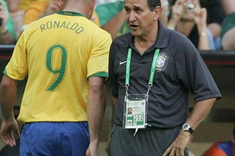 
	Parreira: t&eacute;cnico qualificou primeiros jogos do Mundial de 2014 como &quot;muito dif&iacute;ceis, muito competitivos&quot;
 (Phil Cole/Getty Images/Getty Images)