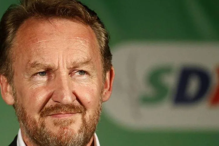 Bakir Izetbegovic, do Partido de Ação Democrática (SDA), foi reeleito na Bósnia (Dado Ruvic/Reuters)