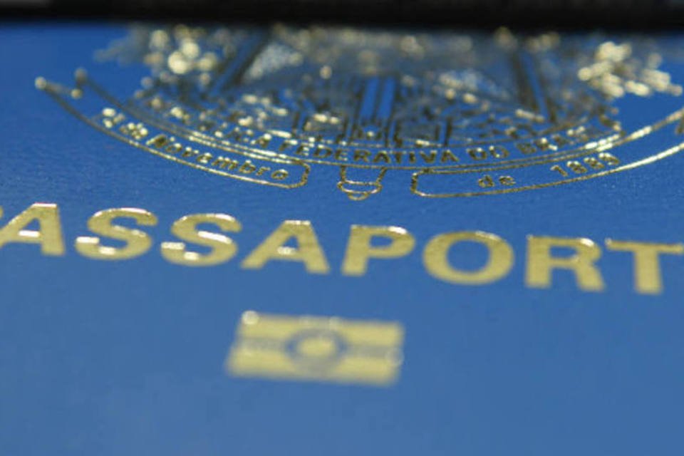 Emissão de passaportes está suspensa em postos da PF no Rio