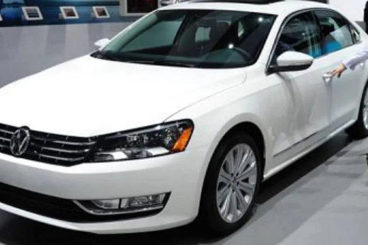 O VW Passat TDI, um dos cinco carros que disputam o título de 'mais verde', usa diesel combustível
 (Frederic J. Brown/AFP)