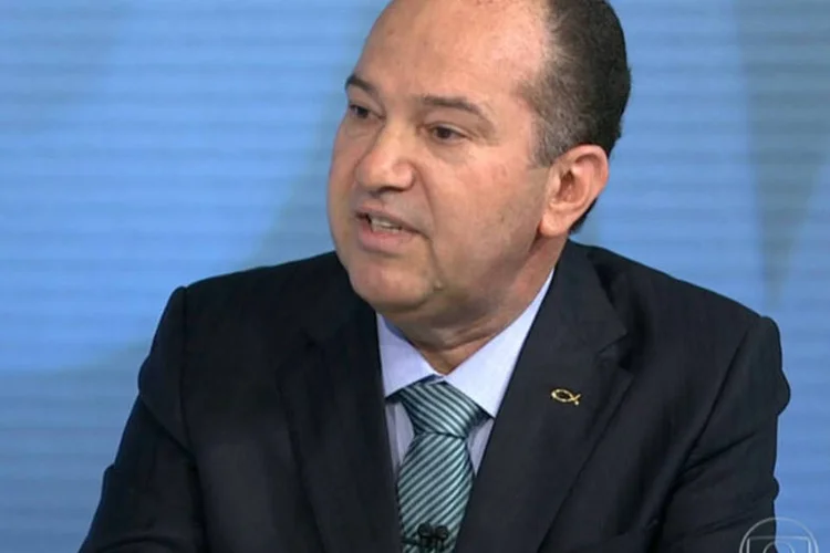 
	Pastor Everaldo: &quot;uma pessoa que d&aacute; a luz e asfixia a crian&ccedil;a poucas horas depois do nascimento &eacute; uma criminosa. Para mim, ao tirar a vida (abortar), existe um crime&quot;
 (Reprodução/TV Globo)
