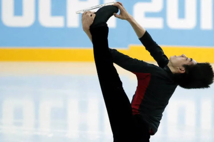 O patinador Michael Christian Martinez: "minha casa está hipotecada. Este investimento é uma loucura", assegura a mãe do atleta filipino (Lucy Nicholson/Reuters)