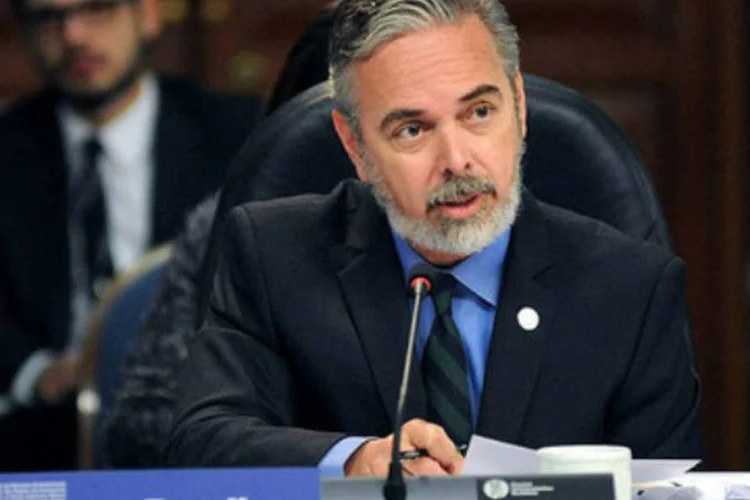 
	Antonio Patriota:&nbsp;&quot;O Brasil tem suas pr&oacute;prias experi&ecirc;ncias na diplomacia com o Ir&atilde; e em pol&iacute;ticas envolvendo situa&ccedil;&otilde;es como a da S&iacute;ria&quot;, afirmou o ministro
 (Itamaraty)