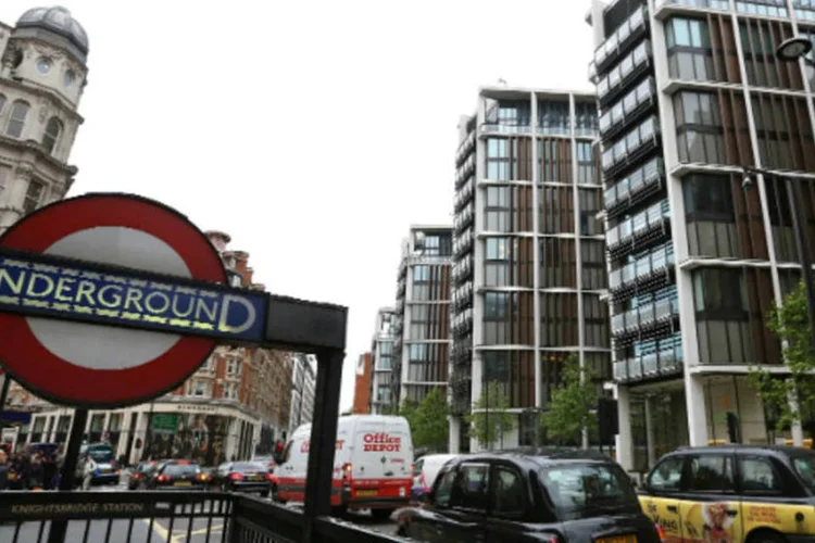 
	Londres: o casal usou o Twitter para pedir conselhos sobre qual alvo escolher quando come&ccedil;aram a planejar o atentado
 (Paul Hackett/Reuters)