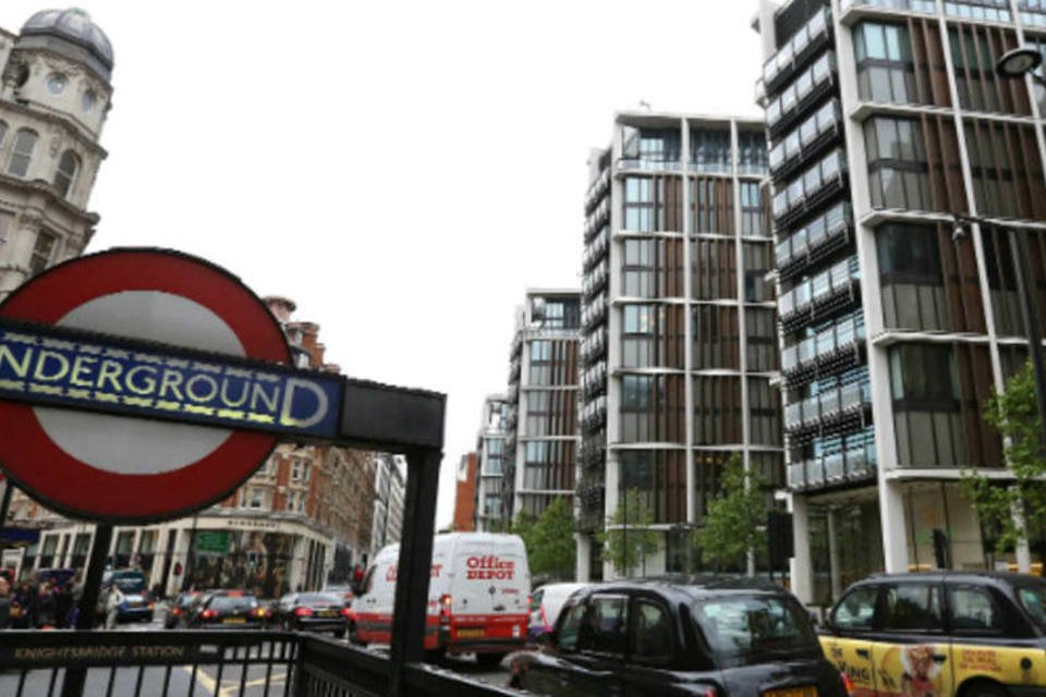 Casal que planejou atentado em Londres é condenado a prisão