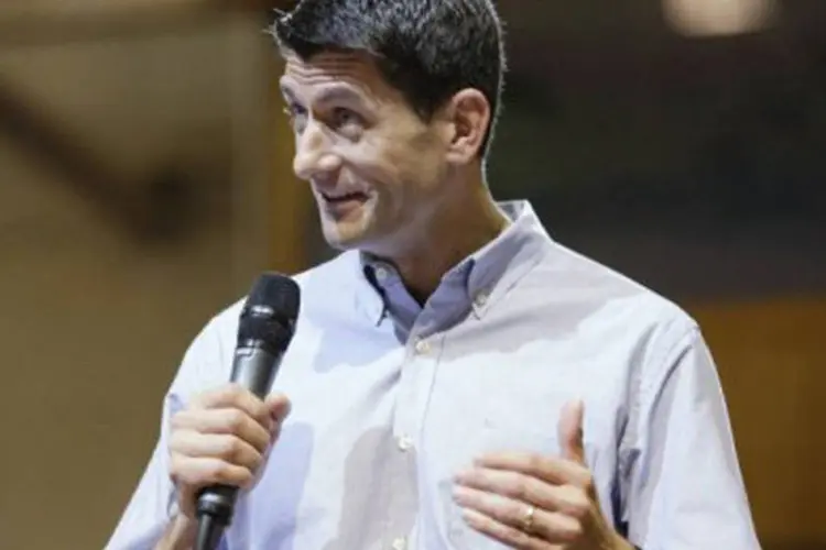 Paul Ryan discursa em Janesville, Wisconsin: para os democratas, "é evidente que a visão que Paul Ryan tem dos Estados Unidos faria o país voltar ao passado" (©AFP/Getty Images / Jeffrey Phelps)