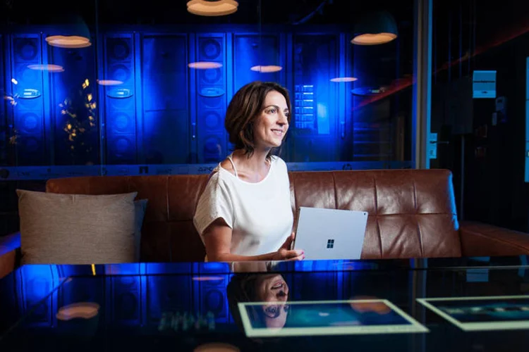 
	Paula Bellizia: &quot;Eu acho que eu sou uma hist&oacute;ria que pode ser refer&ecirc;ncia para outras mulheres&quot;
 (Divulgação/Microsoft)