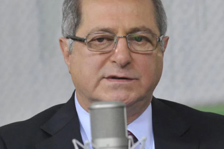 
	O ministro das Comunica&ccedil;&otilde;es, Paulo Bernardo: iniciativa busca promover a ind&uacute;stria brasileira de conte&uacute;dos digitais e garantir a oferta nacional de bens e servi&ccedil;os
 (Antonio Cruz/Abr)