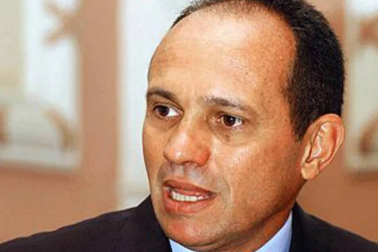 Governador do Espírito Santo, Paulo Hartung, encontra-se com presidente Lula para discutir as mudanças nas regras de distribuição dos royalties  do petróleo  (Rose Brasil/ABr)
