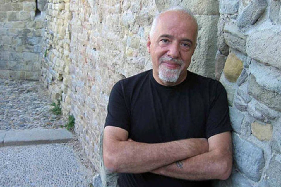 Paulo Coelho lança "Manuscrito encontrado em Accra"