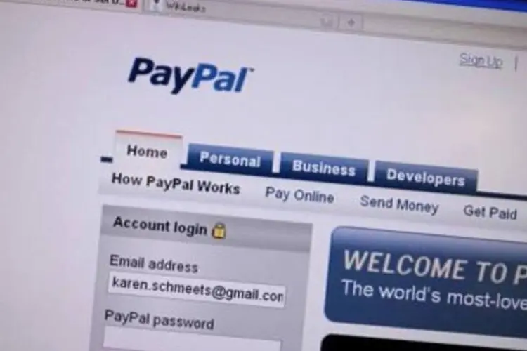 A expectativa é de que a receita do PayPal cresça entre 6 e 7 bilhões de dólares até 2013 (Karen Bleier/AFP)