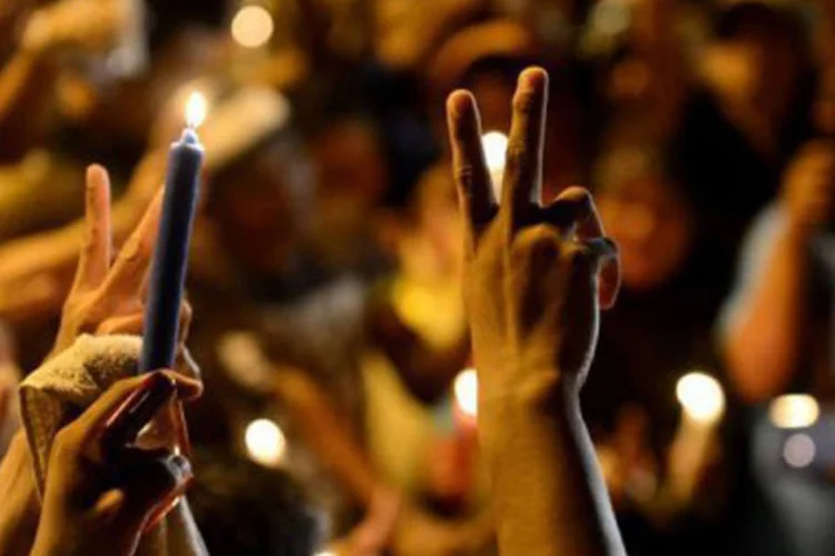 Filipinos muçulmanos se reúnem em Manila para apoiar pacto de paz: o acordo marco prevê a criação de uma zona semiautônoma nas ilhas de Mindanao, sul do arquipélago (©AFP / Noel Celis)