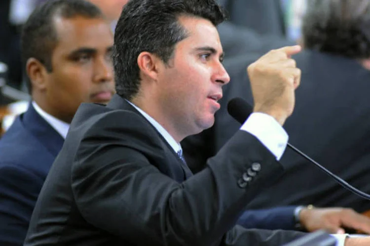Deputado Marcos Rogério (PDT-RO) na Reunião Ordinária da Comissão de Constituição e Justiça e de Cidadania (CCJC) que discutia a Lei da Palmada (Lúcio Bernardo Jr/Câmara dos Deputados)