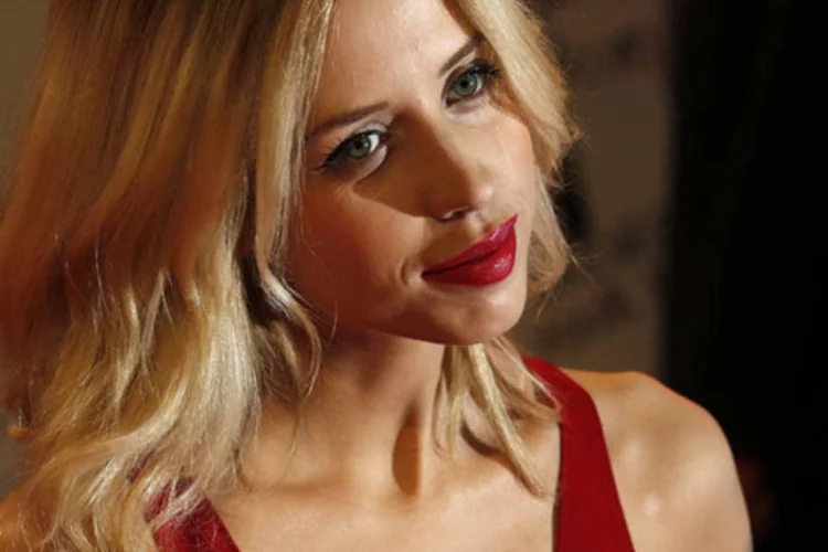 Peaches Geldof, filha de Bob Geldof, chega para a pré-estreia do filme "Amanhecer: Parte 2", em Londres (Luke MacGregor/Reuters)