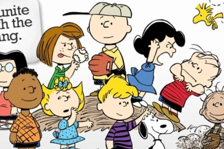 
	Peanuts: Schulz, nascido em Minneapolis, Minnesota, dedicou boa parte de sua vida &agrave;s historinhas da turma de Snoopy, que foi publicada at&eacute; o dia da sua morte
 (Reprodução/Peanuts)