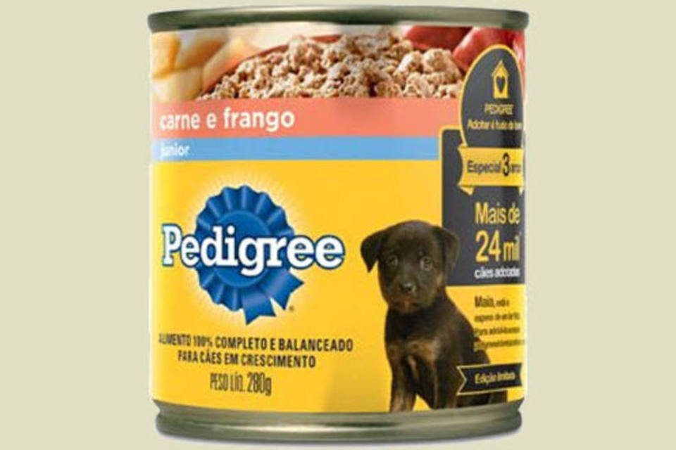 Pedigree lança rótulos comemorativos nas latas