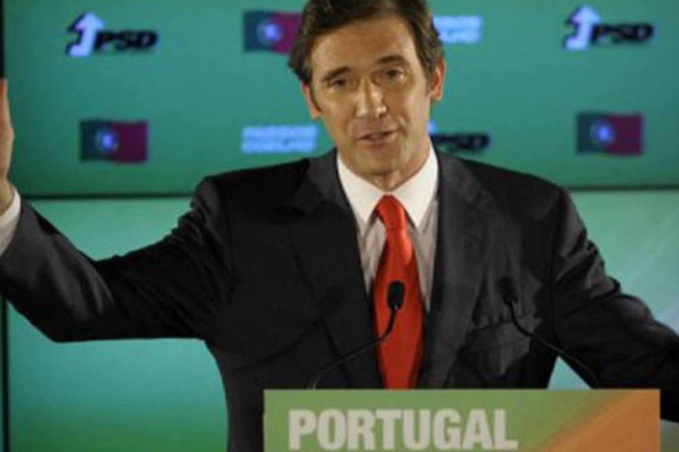 Após vitória, direita portuguesa quer mais austeridade