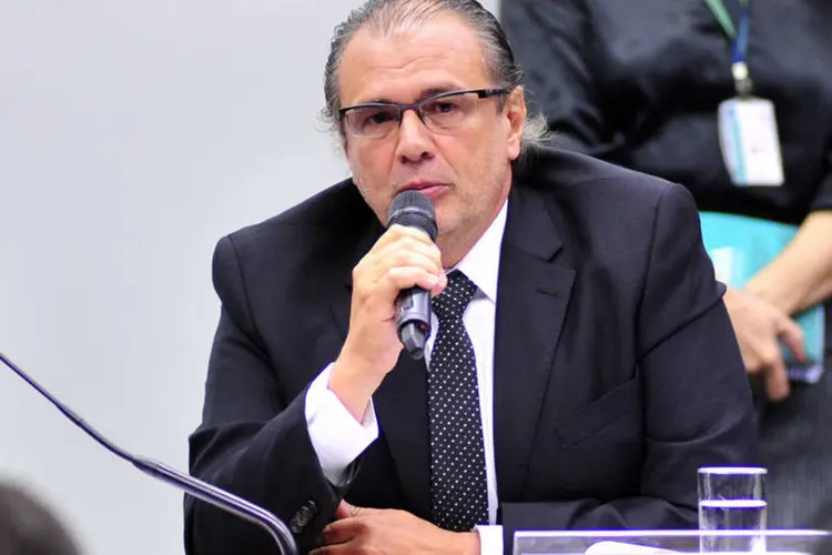 
	Pedro Barusco, ex-gerente de Servi&ccedil;os da Petrobras, dep&otilde;e na CPI da estatal
 (Zeca Ribeiro / Câmara dos Deputados)