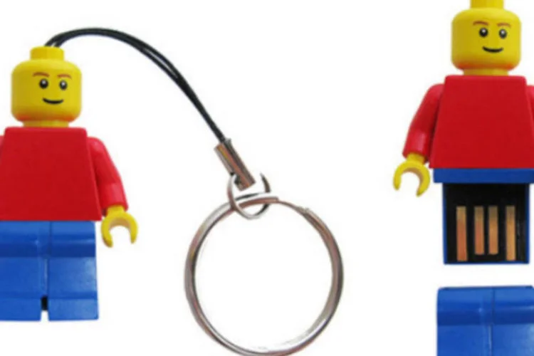 Pendrive da Lego (Divulgação/Lego)