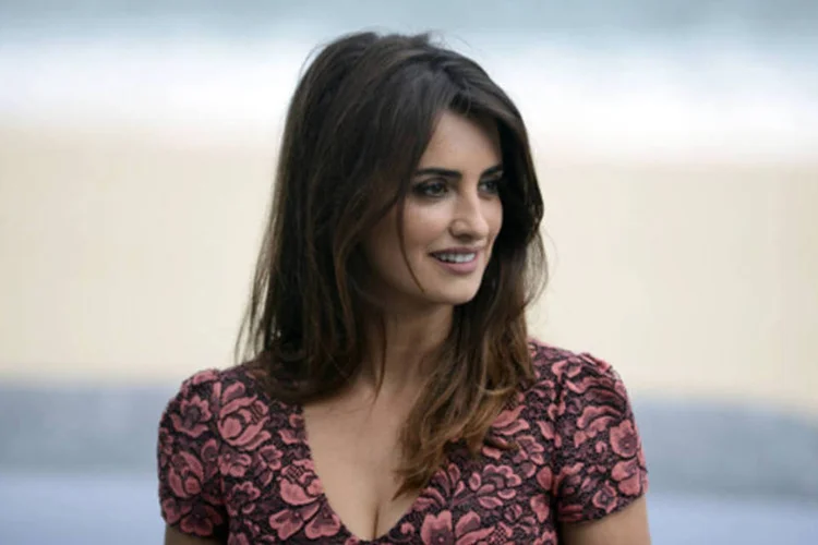 
	A atriz Penelope Cruz: filme come&ccedil;ar&aacute; a ser rodado em breve na Inglaterra e &Aacute;frica do Sul
 (REUTERS)