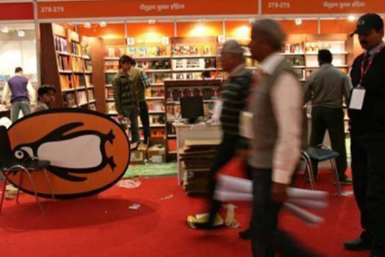 
	S&iacute;mbolo da Penguin em feira do livro de Nova D&eacute;lhi, &Iacute;ndia
 (Maral Deghati/AFP)