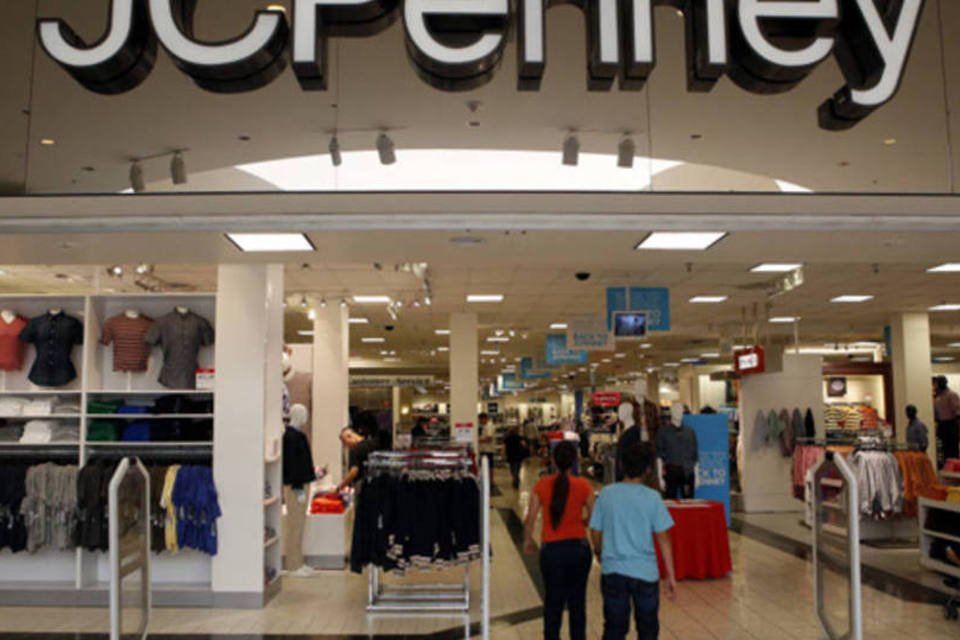 Vendas da varejista JC Penney despencam no trimestre