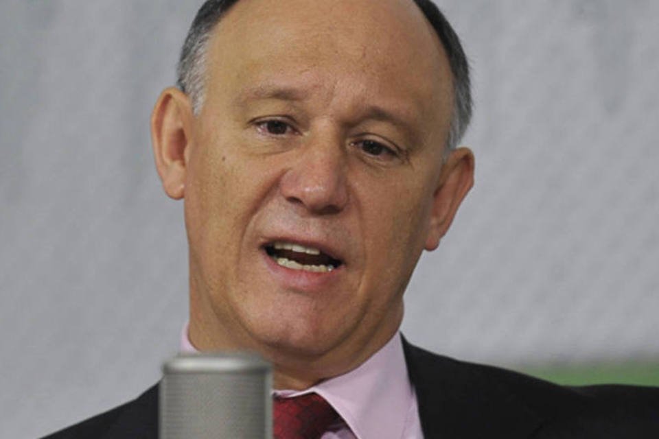 Pasadena não é responsabilidade de Dilma, diz ministro