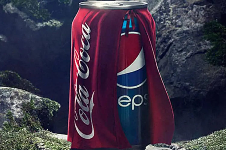 Pepsi "fantasiada" de Coca-Cola para o Dia das Bruxas em propaganda (Divulgação)