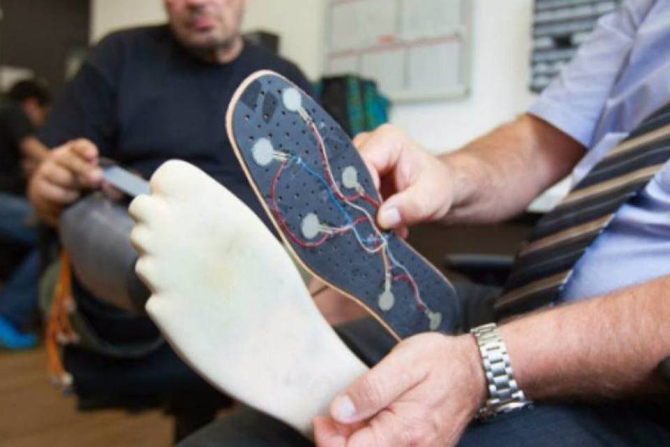 Pesquisadores criam 1ª perna artificial capaz de sentir