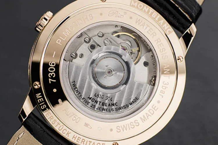 Novo relógio Montblanc: Perpetual Calendar tem a caixa em ouro rosa 18 quilates do com 39 mm de diâmetro por apenas 10,3 mm de espessura (Divulgação)