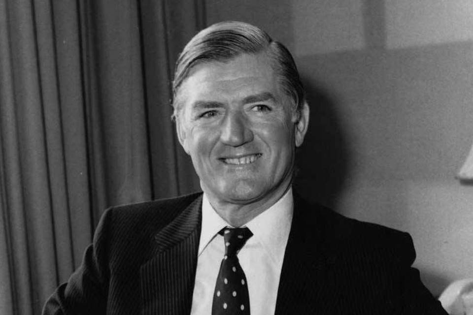Braço direito de Thatcher, Cecil Parkinson morre aos 84 anos